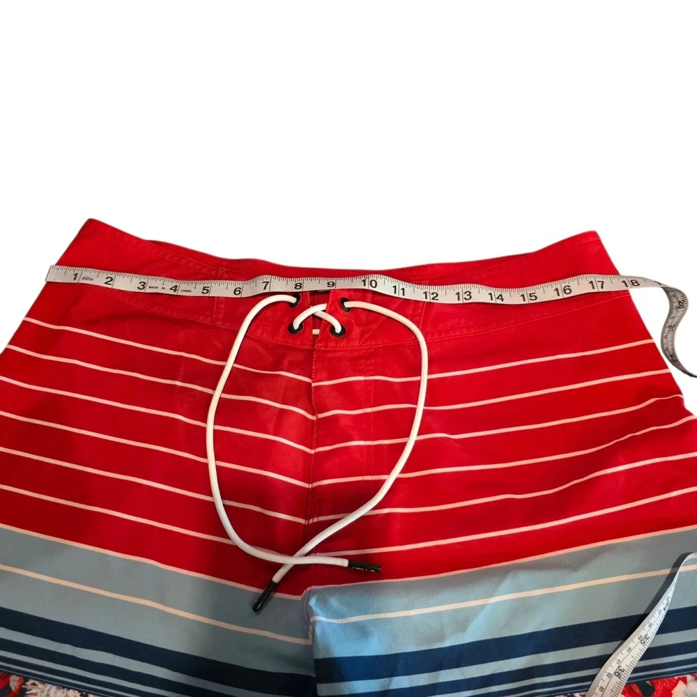 Oakley Mens‎ Red Floral Stripe Wave Board Shorts Swim Trunks Retro Size 33 NWOT